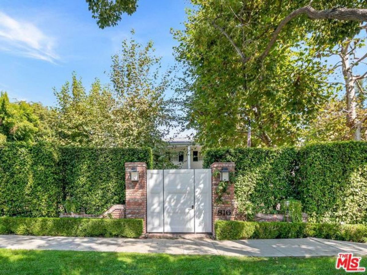 816 N Roxbury Drive, Beverly Hills, CA 90210 | Bond Street Partners